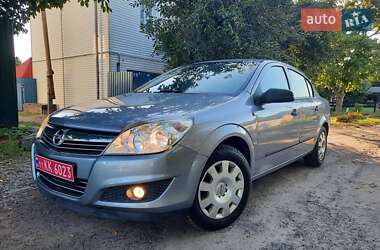 Седан Opel Astra 2008 в 