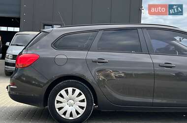 Универсал Opel Astra 2013 в 