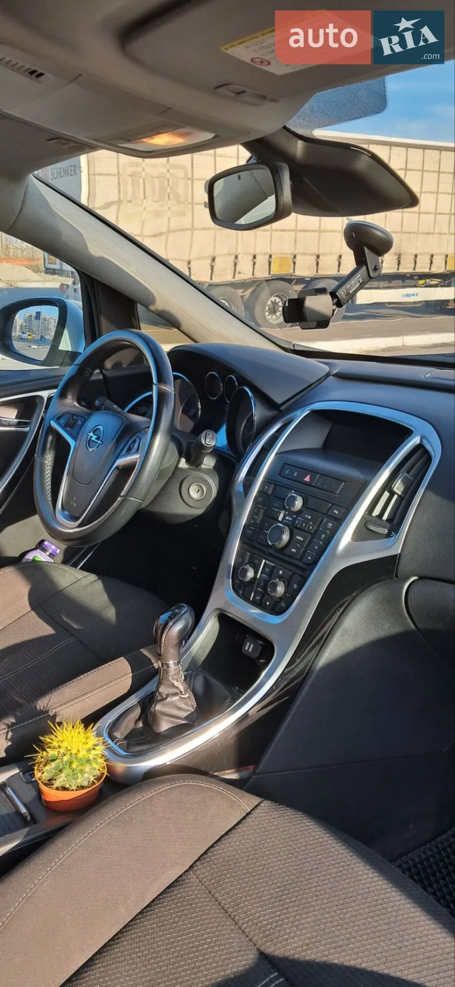 2011 Opel Astra - мініатюра 10