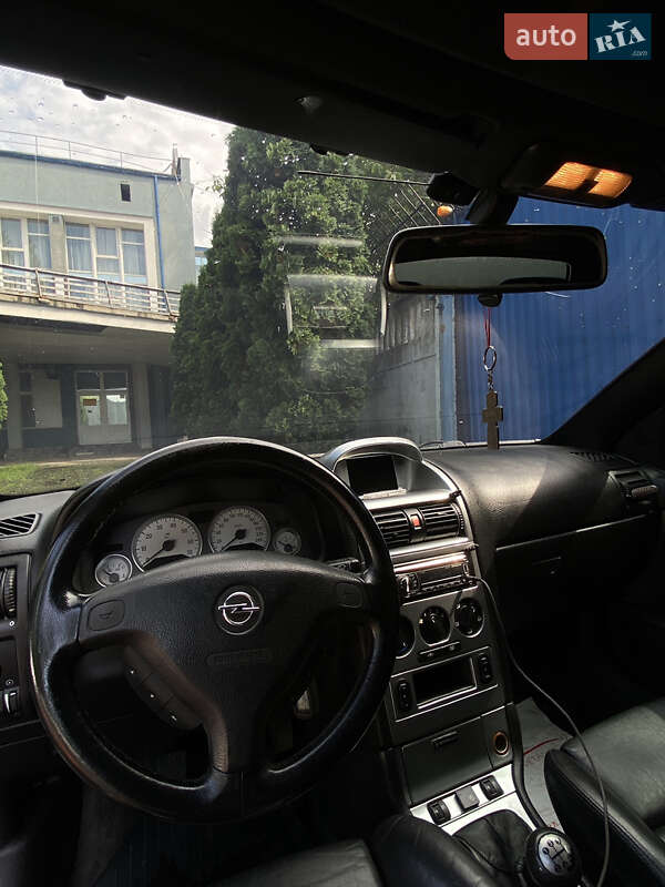 Кабриолет Opel Astra 2002 в Черновцах