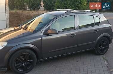 Хэтчбек Opel Astra 2009 в Каменском