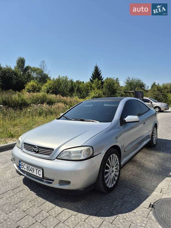 Купе Opel Astra 2002 в 