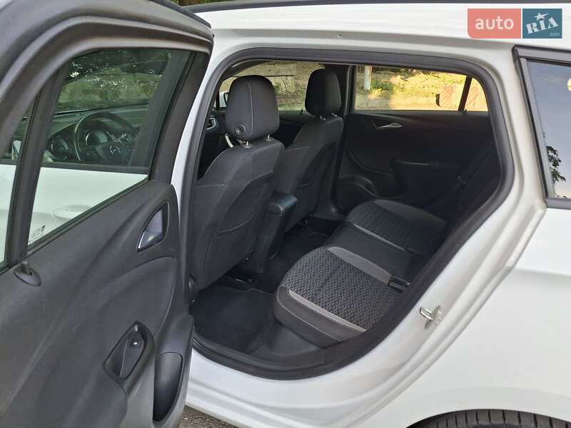 Универсал Opel Astra 2020 в Калуше