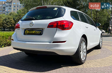 Универсал Opel Astra 2011 в 