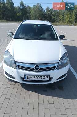 Універсал Opel Astra 2010 в Сумах