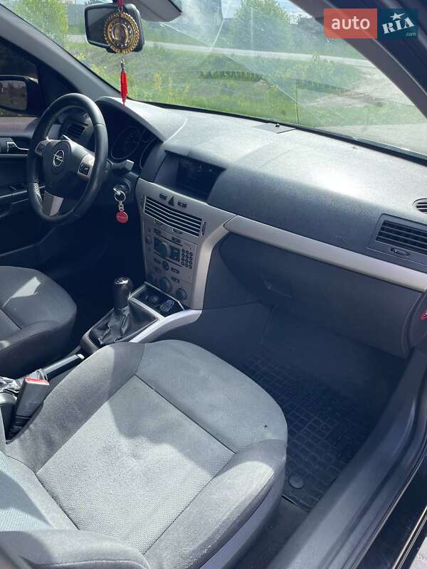 Універсал Opel Astra 2007 в Львові