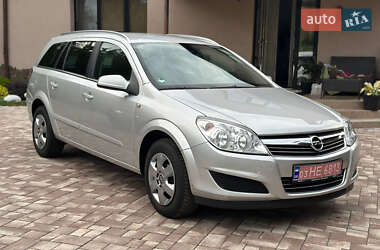 Универсал Opel Astra 2009 в Виннице