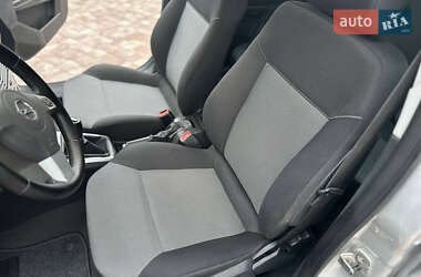 Универсал Opel Astra 2009 в 