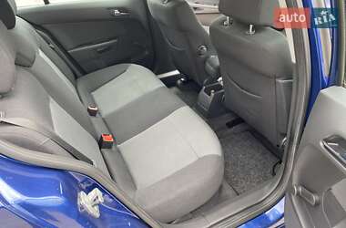 Хэтчбек Opel Astra 2006 в 