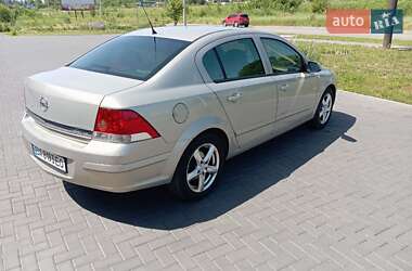 Седан Opel Astra 2008 в Кропивницком