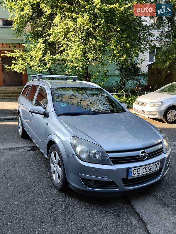 Универсал Opel Astra 2005 в Черновцах