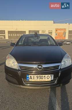 Универсал Opel Astra 2009 в Киеве