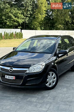 Универсал Opel Astra 2007 в Луцке