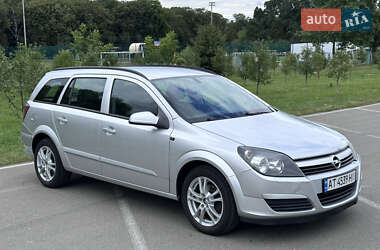 Универсал Opel Astra 2005 в Ивано-Франковске