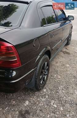 Седан Opel Astra 2008 в 