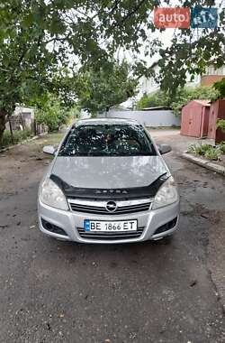 Хэтчбек Opel Astra 2007 в Вознесенске