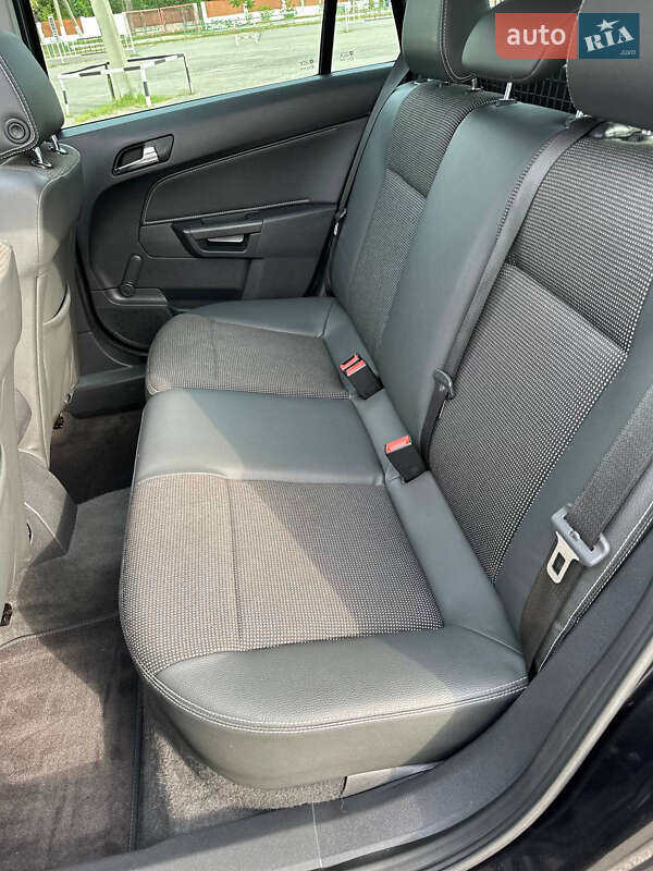 Универсал Opel Astra 2009 в Харькове