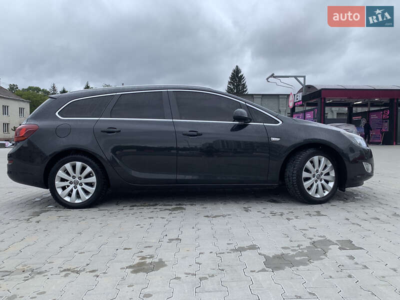 Универсал Opel Astra 2012 в Львове фото 5 Универсал Opel Astra 2012 в Львове