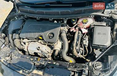 Универсал Opel Astra 2017 в 