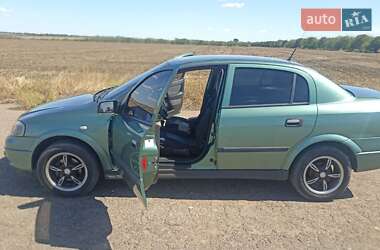 Седан Opel Astra 2007 в 
