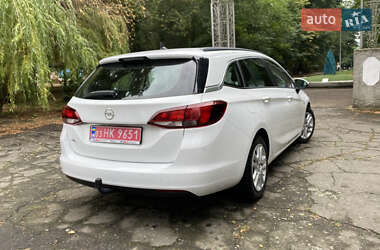 Универсал Opel Astra 2018 в 