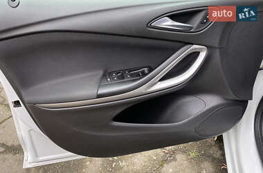 Универсал Opel Astra 2018 в 
