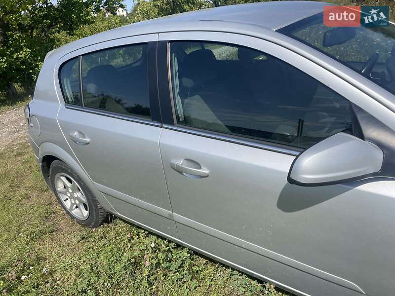 Хэтчбек Opel Astra 2004 в Хмельницком фото 4 Хэтчбек Opel Astra 2004 в Хмельницком