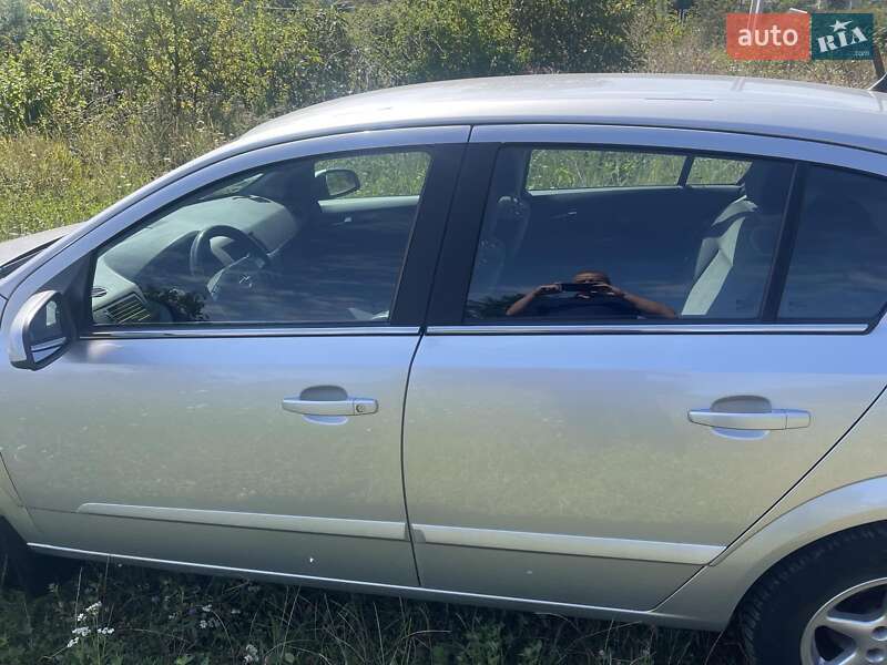 Хэтчбек Opel Astra 2004 в Хмельницком фото 9 Хэтчбек Opel Astra 2004 в Хмельницком