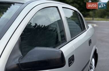 Седан Opel Astra 2008 в 