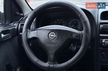 Седан Opel Astra 2008 в 