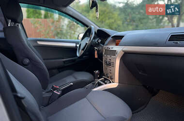 Универсал Opel Astra 2007 в 