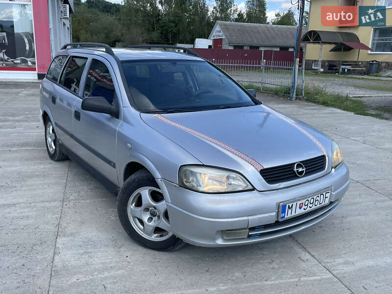 Универсал Opel Astra 2000 в 