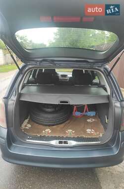 Универсал Opel Astra 2006 в 