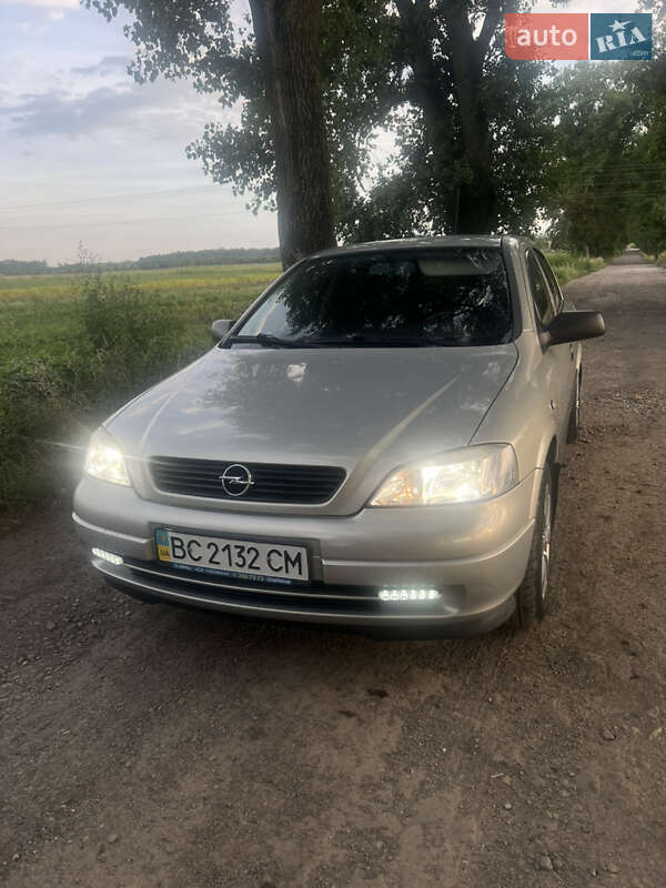 Седан Opel Astra 2008 в Львове фото 2 Седан Opel Astra 2008 в Львове