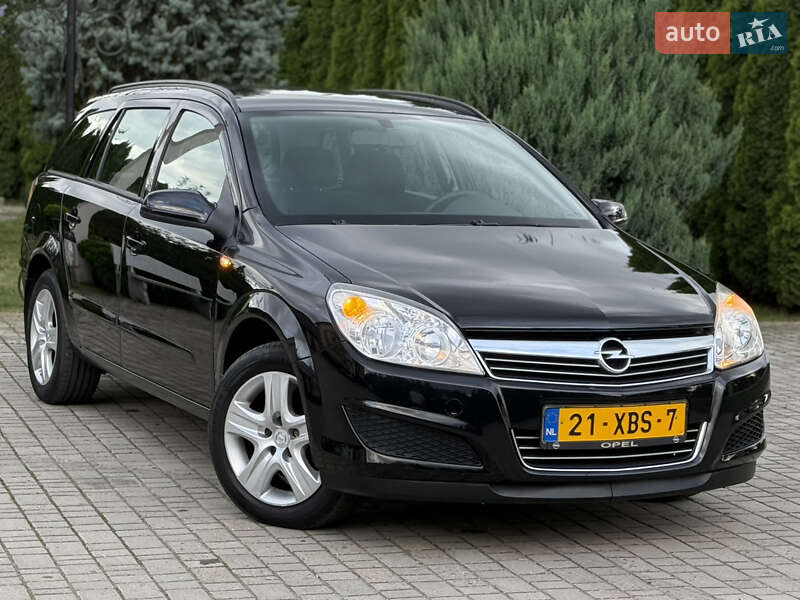 Универсал Opel Astra 2009 в 
