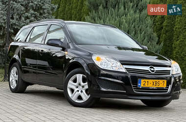 Универсал Opel Astra 2009 в 