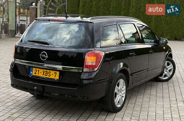 Универсал Opel Astra 2009 в 