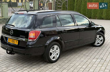 Универсал Opel Astra 2009 в 