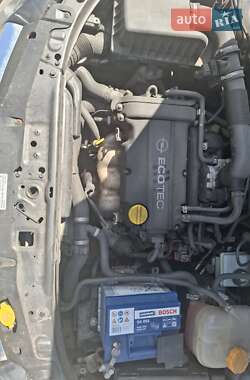 Хэтчбек Opel Astra 2009 в 