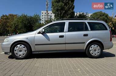 Универсал Opel Astra 2000 в 