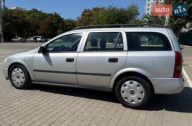 Универсал Opel Astra 2000 в 