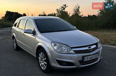 Універсал Opel Astra 2007 в Ромнах