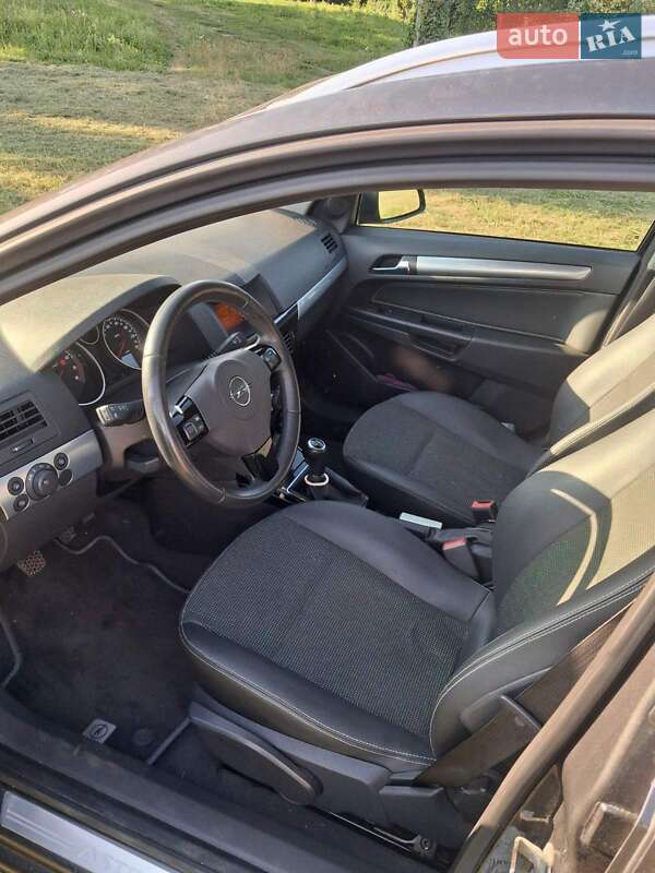 Универсал Opel Astra 2009 в Конотопе фото 42 Универсал Opel Astra 2009 в Конотопе