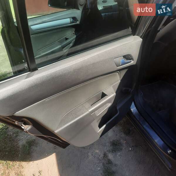 Универсал Opel Astra 2009 в Конотопе фото 46 Универсал Opel Astra 2009 в Конотопе