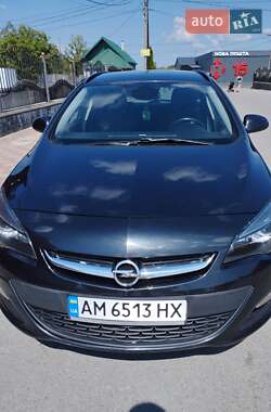 Универсал Opel Astra 2014 в 