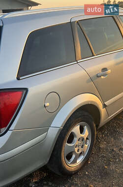 Универсал Opel Astra 2009 в 