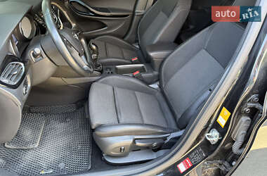 Универсал Opel Astra 2017 в 