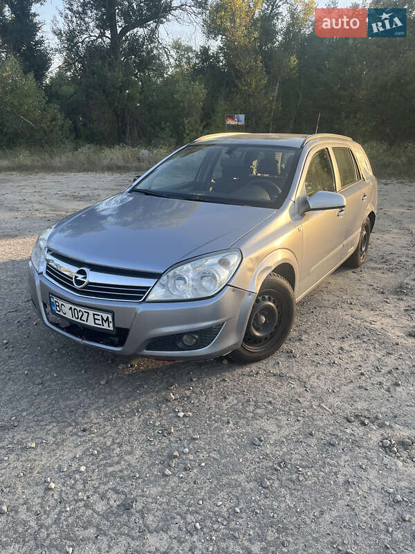 Универсал Opel Astra 2007 в 