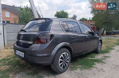 Хэтчбек Opel Astra 2009 в 