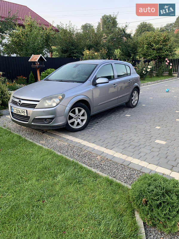 Opel Astra 2004